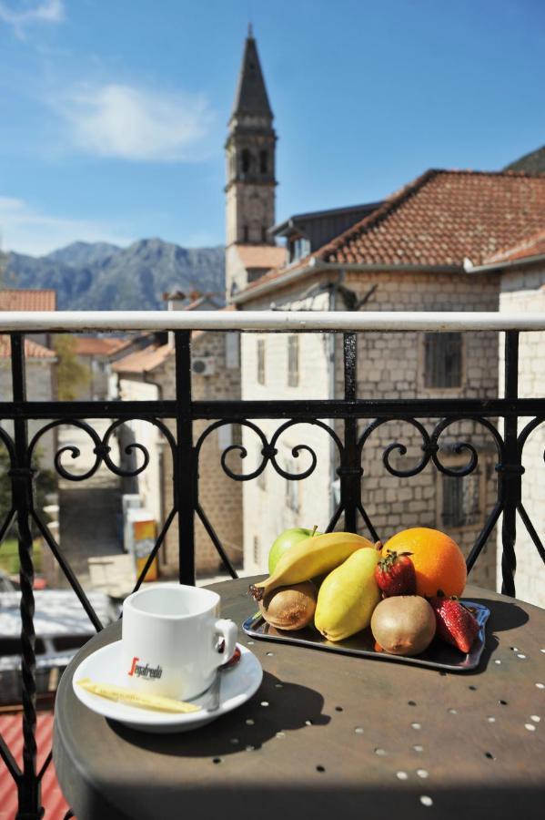 Lady Of The Rocks Apartments Perast Quarto foto